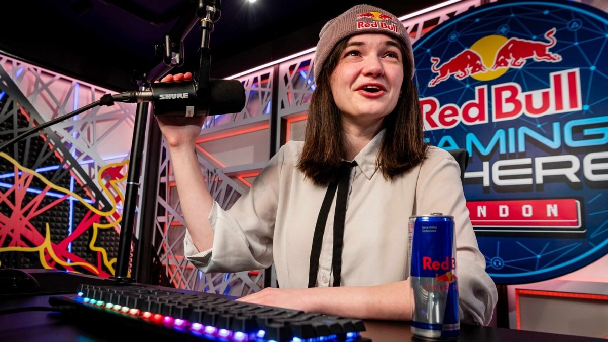 Minecraft creator aimsey at a Red Bull gaming event